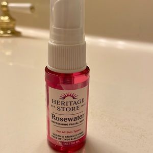 HERITAGE STORE ROSEWATER REFRESHING FACIAL MIST